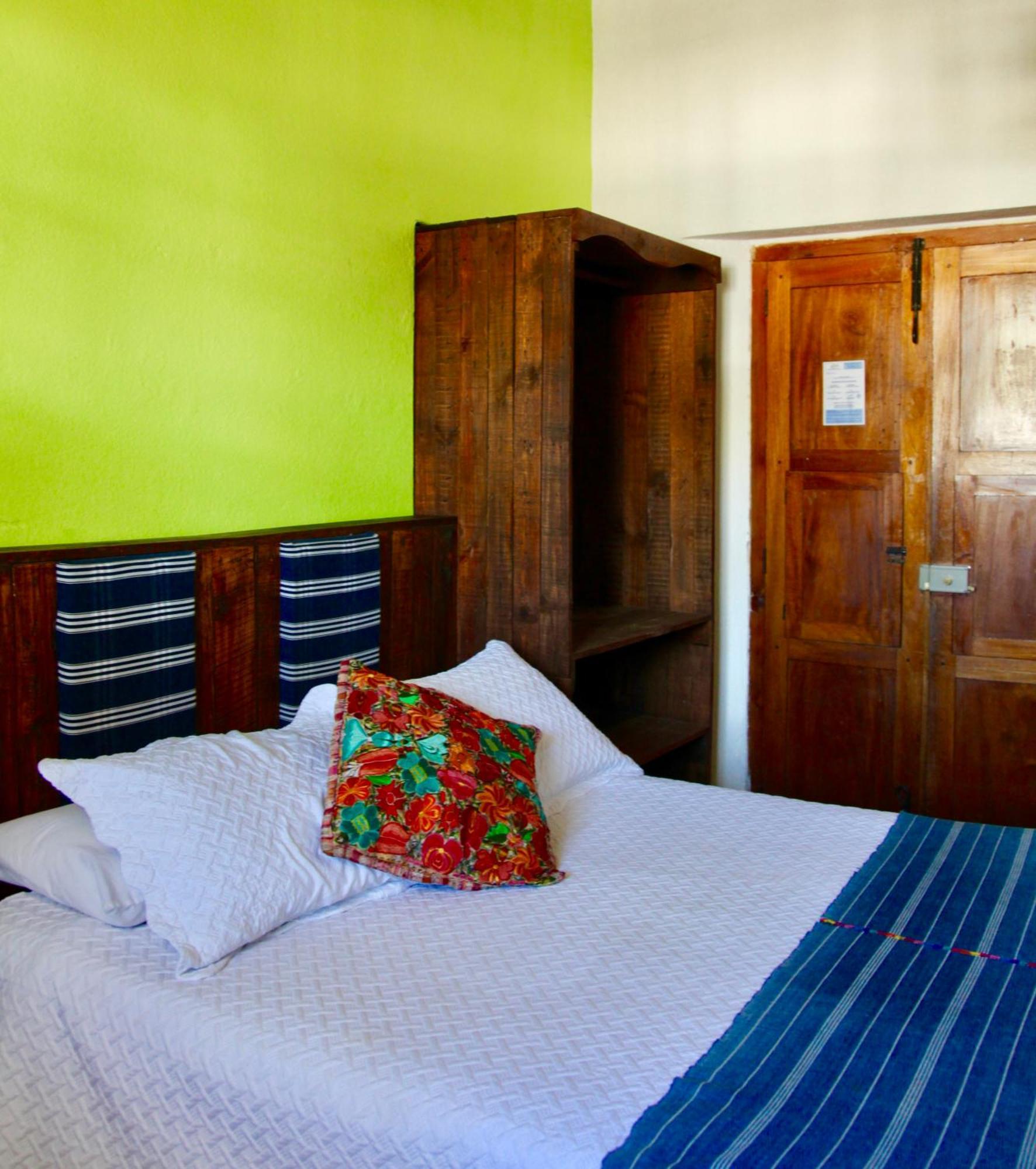 Hostal Antigueeno Antigua Dış mekan fotoğraf