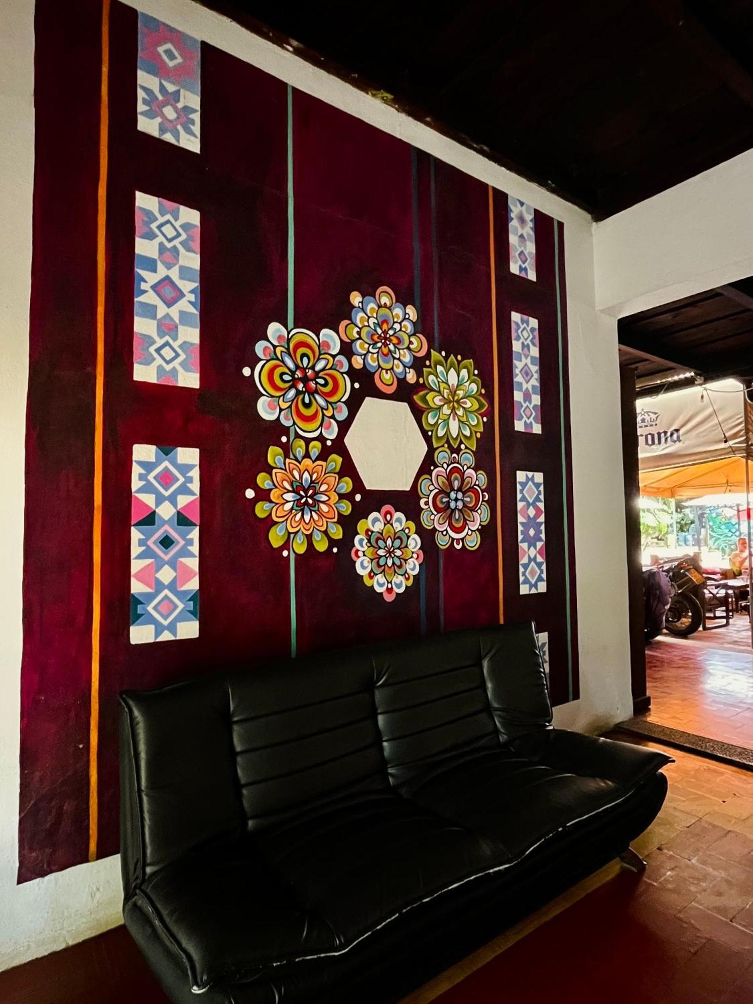 Hostal Antigueeno Antigua Dış mekan fotoğraf